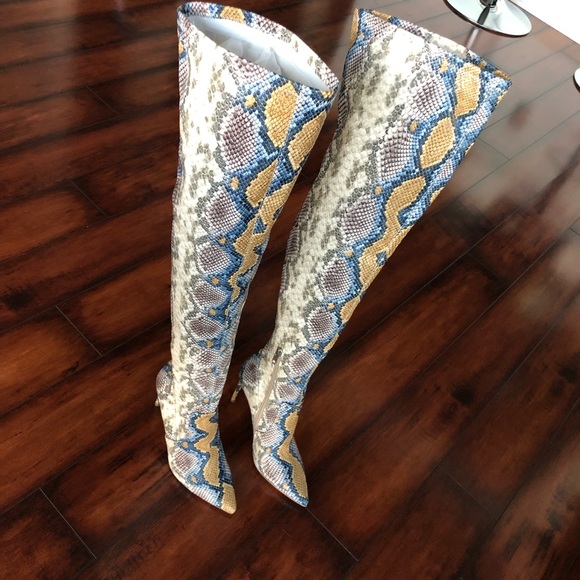 Steve Madden Shoes - 🆕Steve Madden Boots.  NWT   000BJ